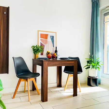 아파트 Aqumarina C31 I C32 *